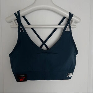 New balance  sports bra size XL